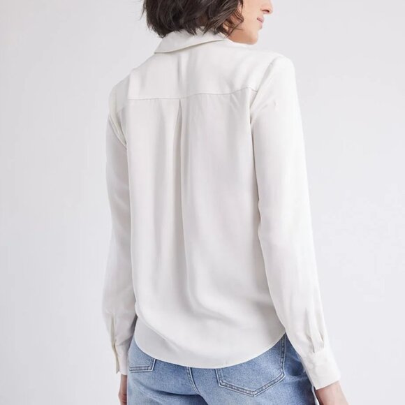 NWT Long-Sleeve Buttoned-Down Fluid Blouse - Picture 4 of 4